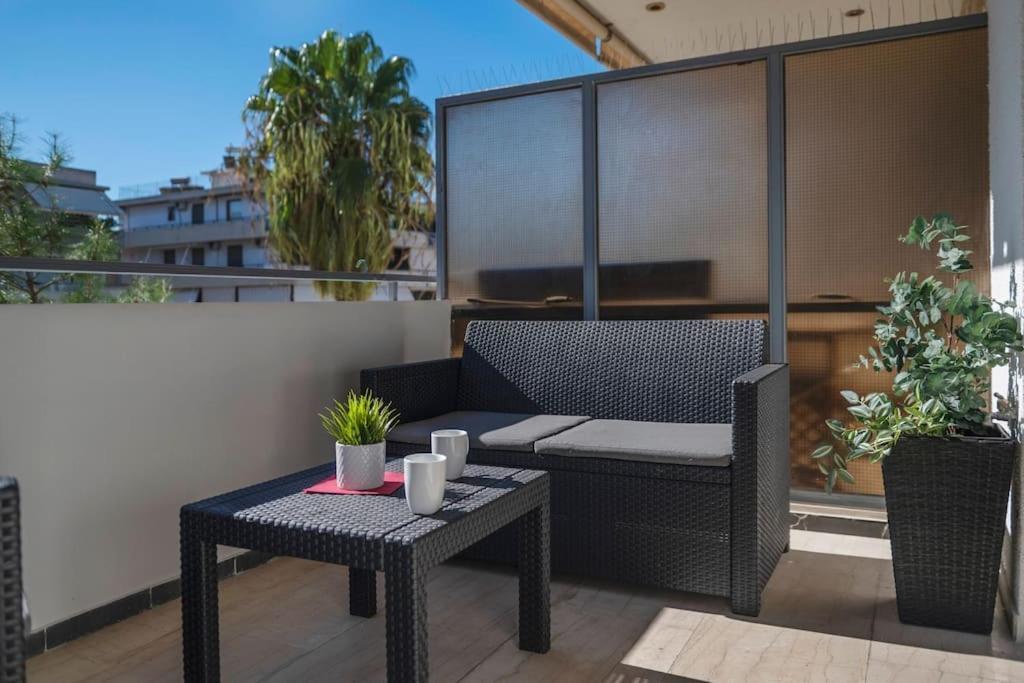 Beautiful Apt In Glyfada Center, Papandreou Street Atény Exteriér fotografie